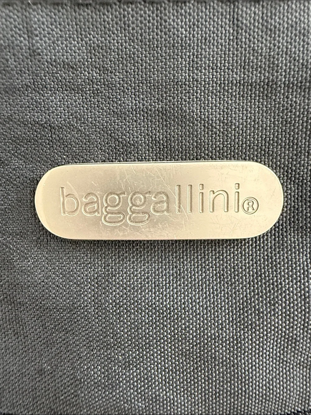 Baggallini Black Mini Bag 4.5x6”